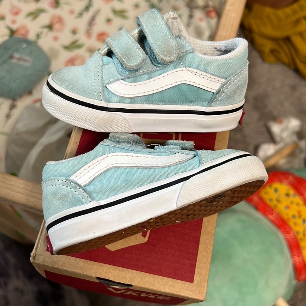 Vans old skool V toddler 4 shoe